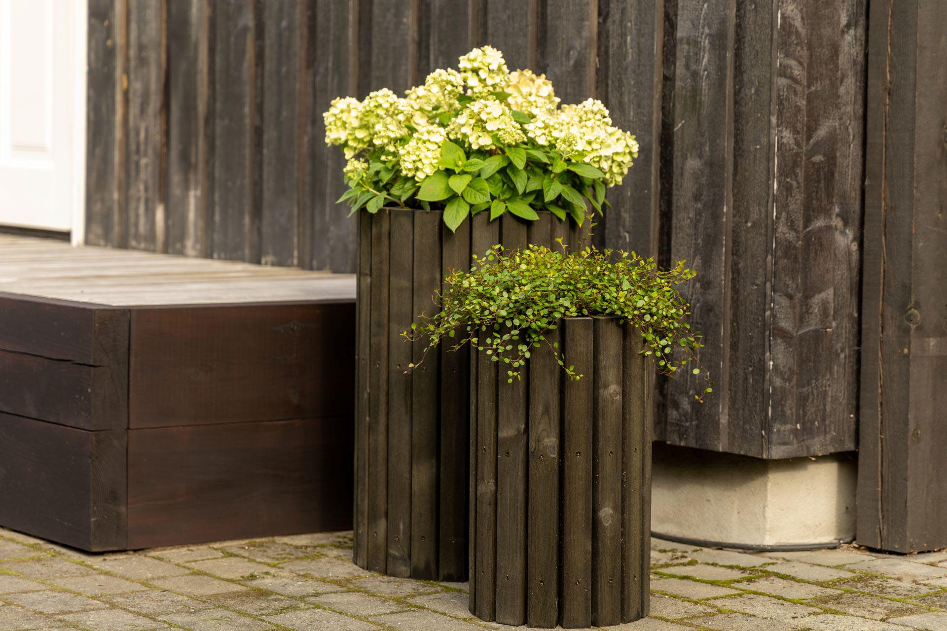 REFORM rund blomsterkasse med møreroyal lekter