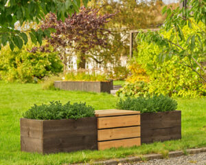 DIY - plantekasse med benk i MøreRoyal